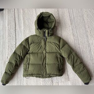 Aritzia TNA Parka super puff shorty